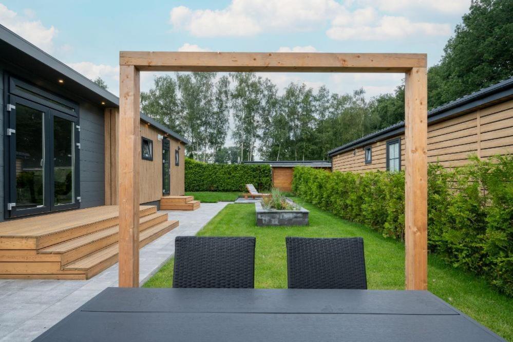 Recreatiepark Maas En Bos Hotel Wellerlooi Bagian luar foto